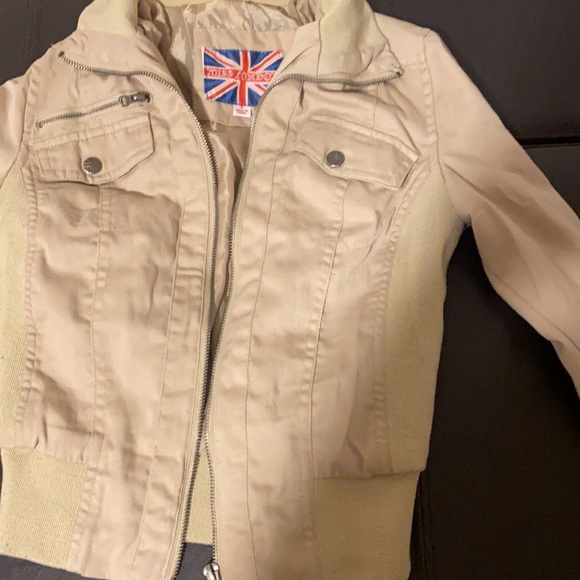 Tan bomber jacket - Picture 2 of 2